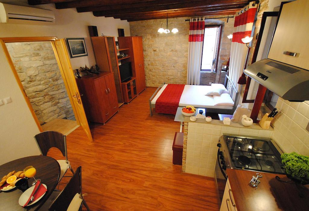 Guesthouse Ancient Stone Rovinj Bilik gambar