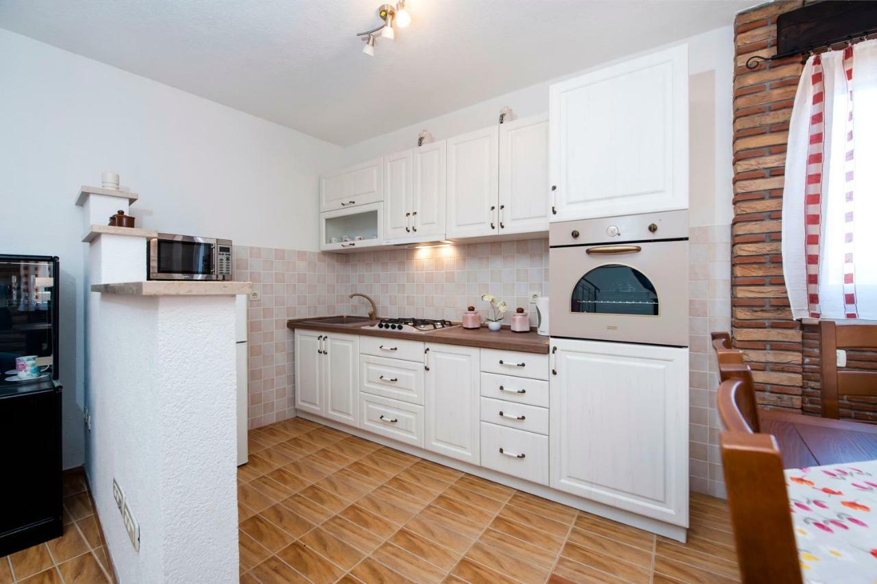Guesthouse Ancient Stone Rovinj Luaran gambar